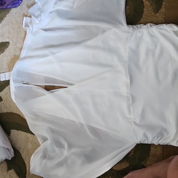 NWT! Bebe split chiffon sleeve spandex body - Picture 9 of 16